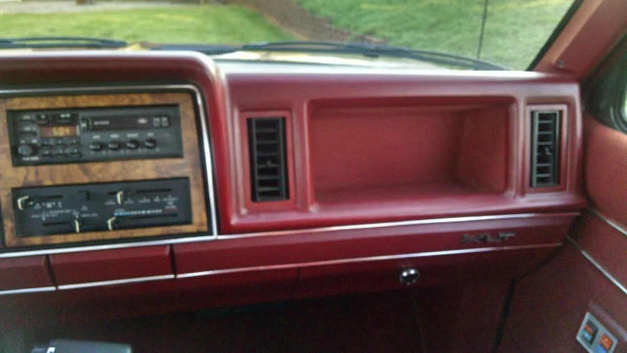 1988 Ford Bronco II - Image 9 of 11