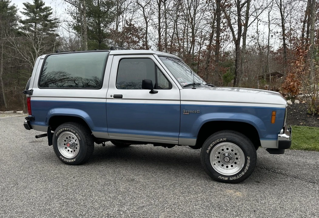 1988 Ford Bronco II - Image 11 of 31