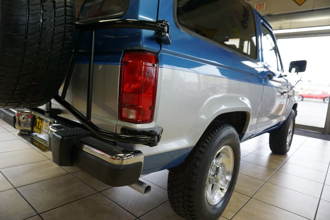 1988 Ford Bronco II - Image 18 of 21