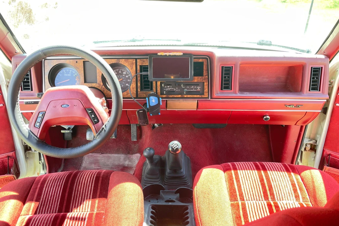 1988 Ford Bronco 4th Gen - Image 16 of 31