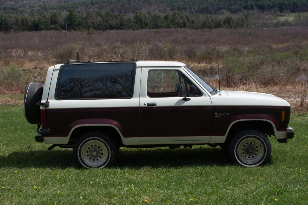 1988 Ford Bronco 4th Gen - Image 8 of 31