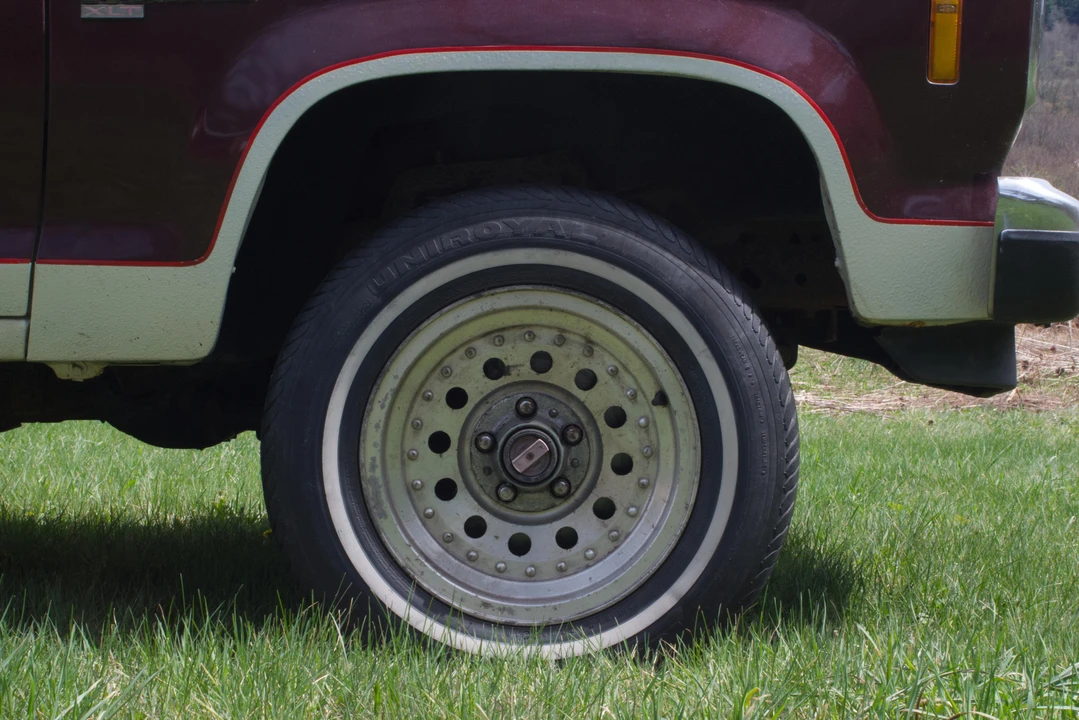 1988 Ford Bronco 4th Gen - Image 13 of 31