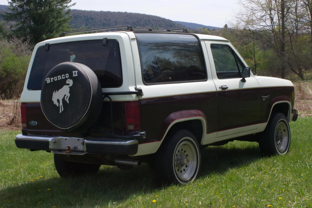 1988 Ford Bronco 4th Gen - Image 4 of 31