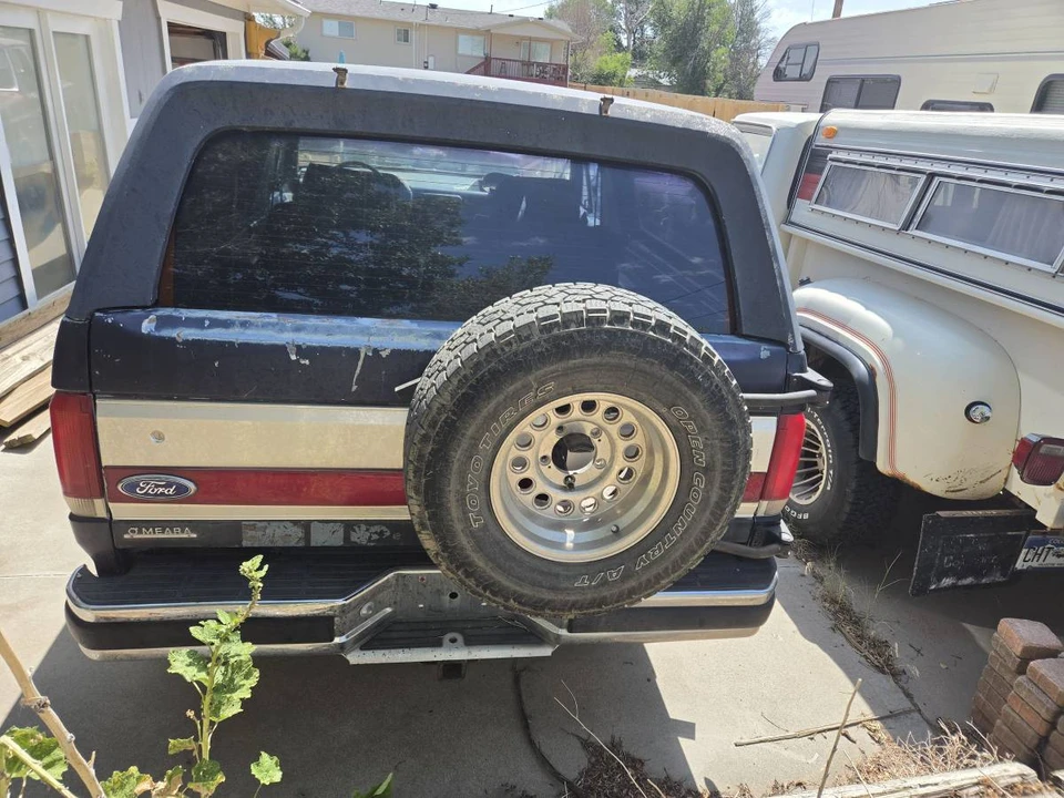 1988 Ford Bronco 4th Gen - Image 2 of 11