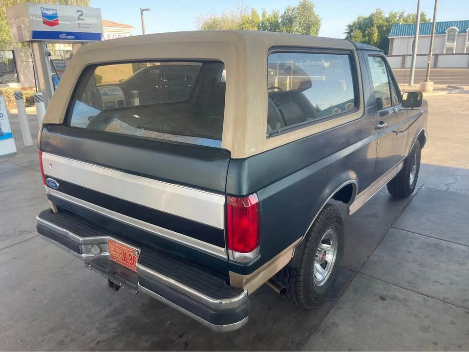 1988 Ford Bronco 4th Gen - Image 3 of 10