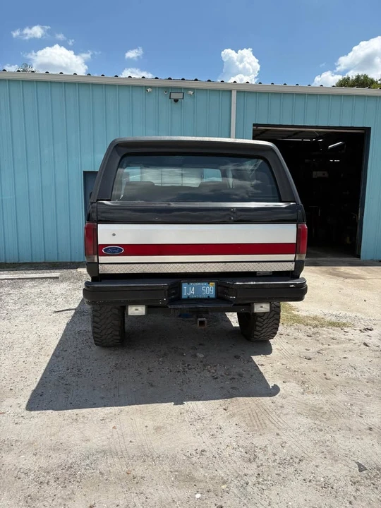1988 Ford Bronco 4th Gen - Image 3 of 11