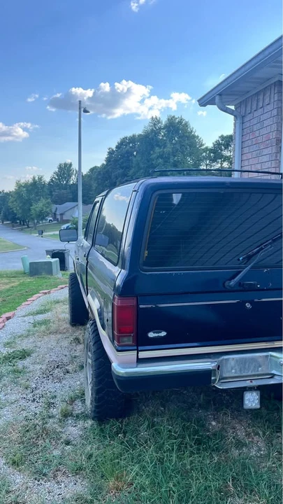 1988 Ford Bronco 4th Gen - Image 3 of 11