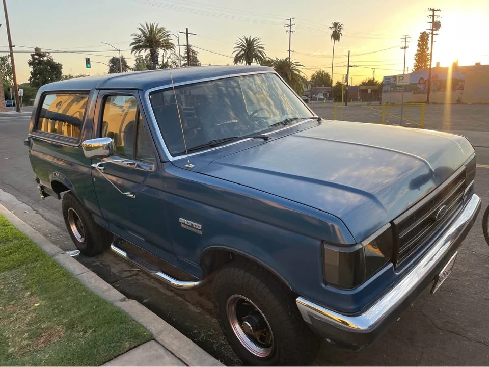 1988 Ford Bronco 4th Gen - Image 3 of 10