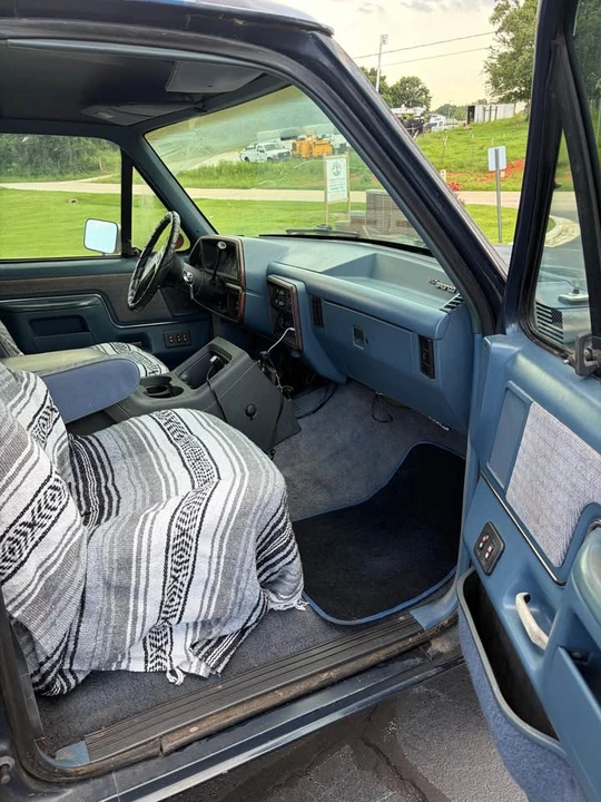 1988 Ford Bronco 4th Gen - Image 8 of 9