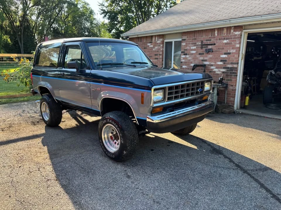 1988 Ford Bronco 4th Gen - Image 4 of 8
