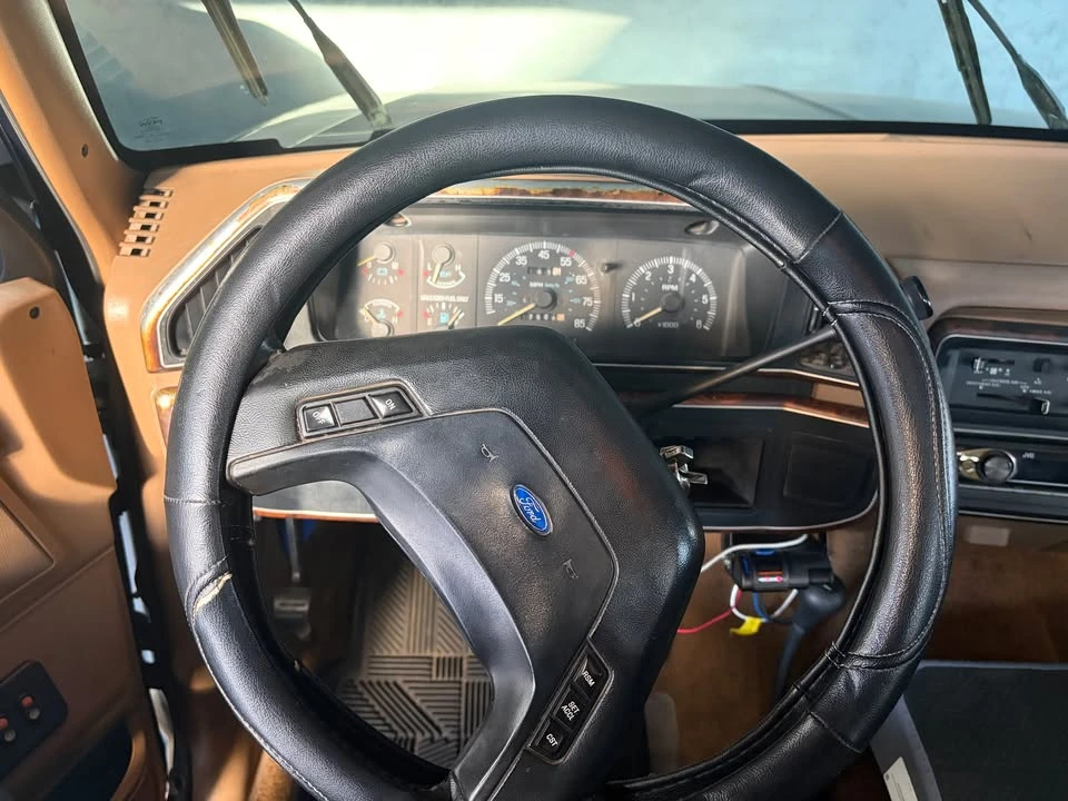 1988 Ford Bronco 4th Gen - Image 8 of 9