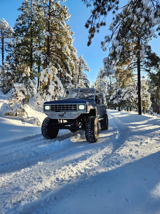 1988 Ford Bronco 4th Gen - Image 2 of 11