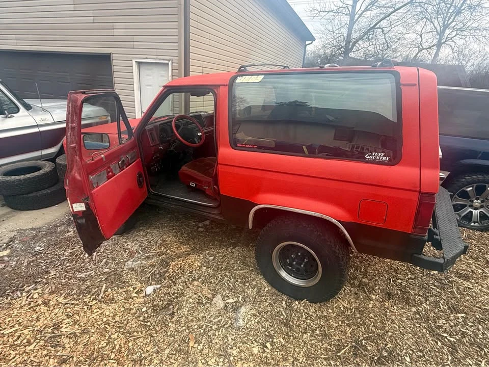 1988 Ford Bronco 4th Gen - Image 3 of 17