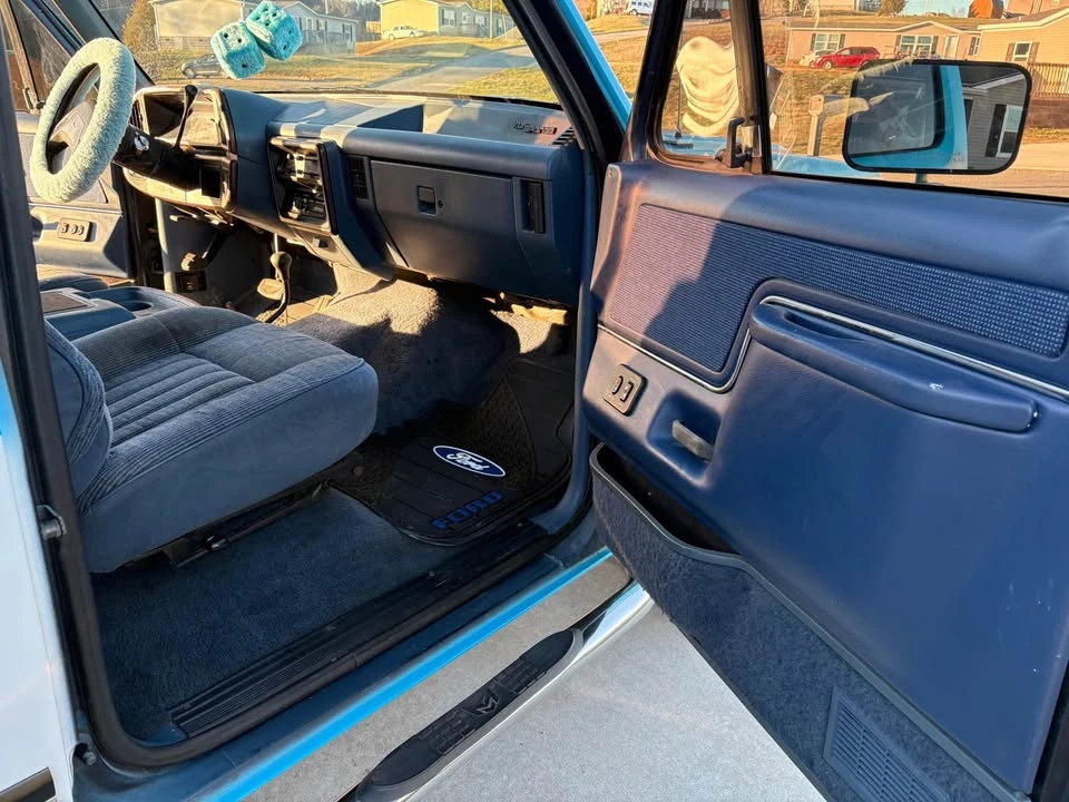 1988 Ford Bronco 4th Gen - Image 11 of 12