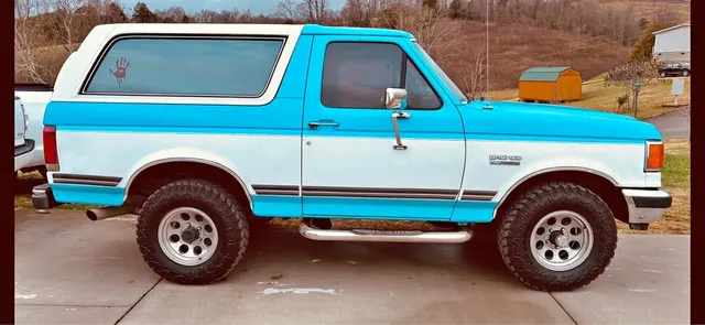 1988 Ford Bronco Sport Utility 2D