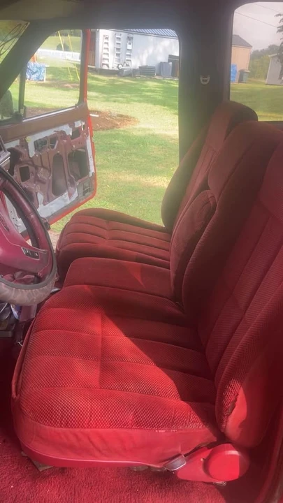 1988 Ford Bronco 4th Gen - Image 2 of 10