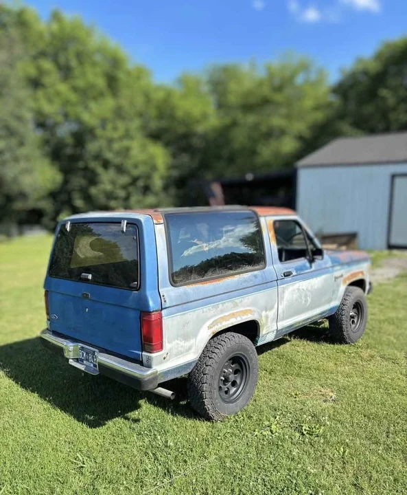 1988 Ford Bronco 4th Gen - Image 5 of 6