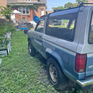 1988 Ford Bronco Sport Utility 2D