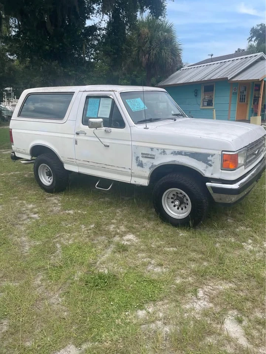 1988 Ford Bronco 4th Gen - Image 2 of 9