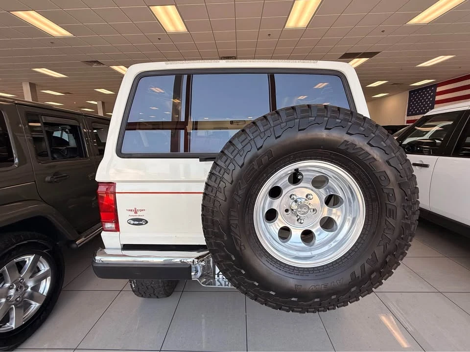 1988 Ford Bronco 4th Gen - Image 5 of 16