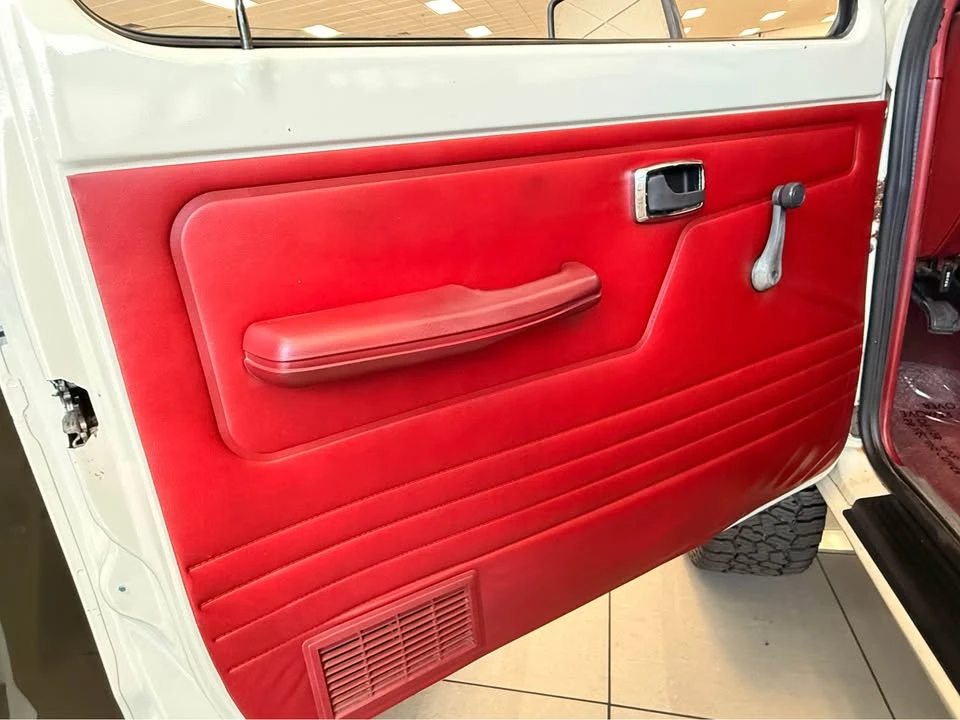 1988 Ford Bronco 4th Gen - Image 9 of 16