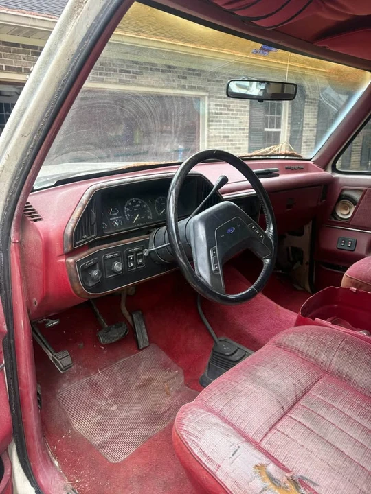 1988 Ford Bronco 4th Gen - Image 2 of 8