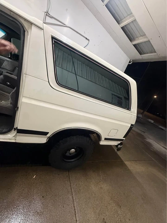 1988 Ford Bronco 4th Gen - Image 11 of 11