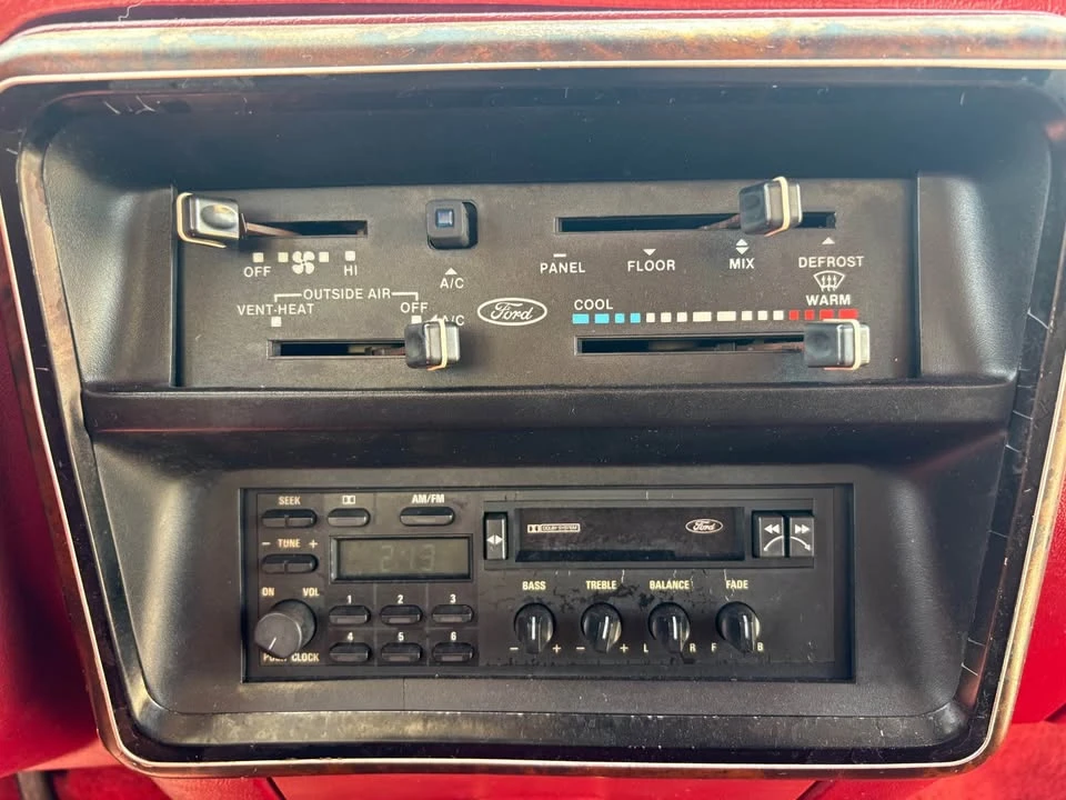 1988 Ford Bronco 4th Gen - Image 15 of 20