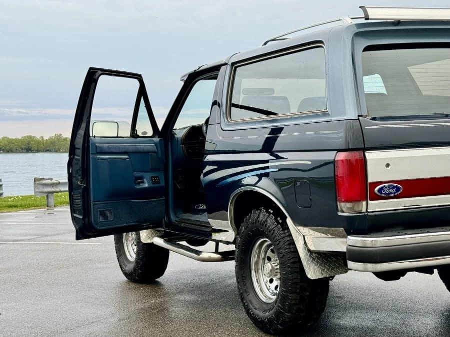 1988 Ford Bronco 4th Gen - Image 14 of 31