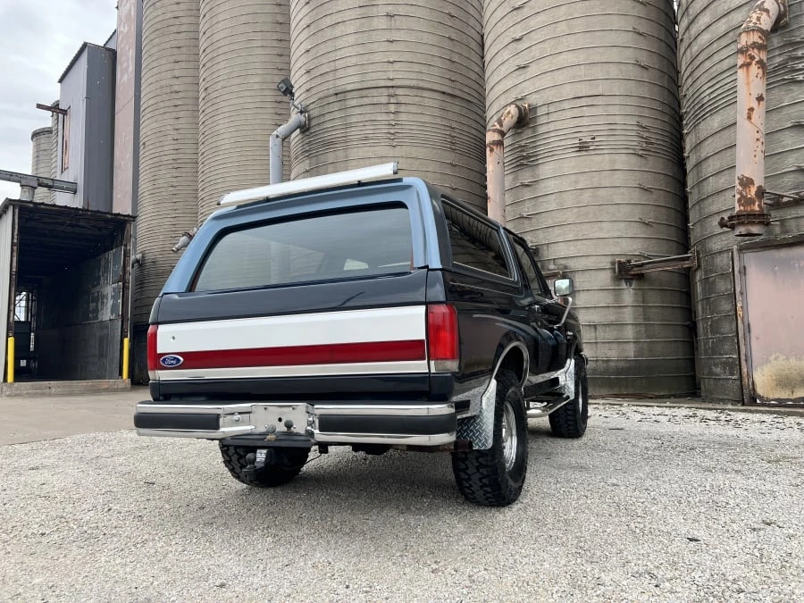 1988 Ford Bronco 4th Gen - Image 15 of 31