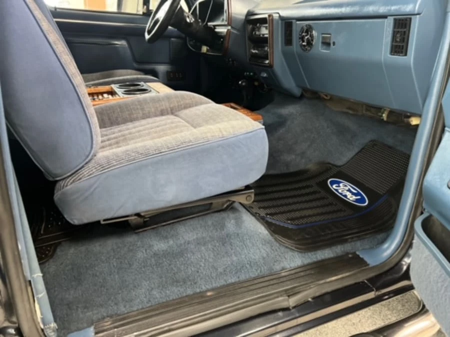 1988 Ford Bronco 4th Gen - Image 28 of 31