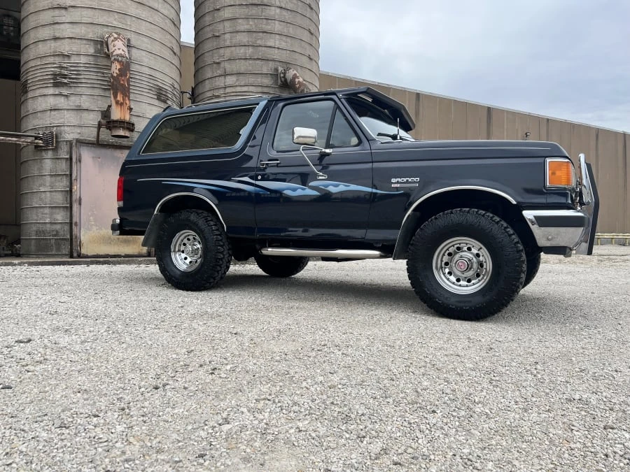 1988 Ford Bronco 4th Gen - Image 13 of 31