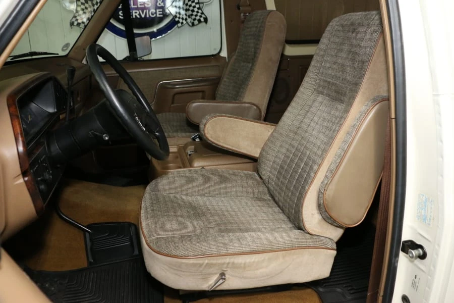 1988 Ford Bronco 4th Gen - Image 5 of 20