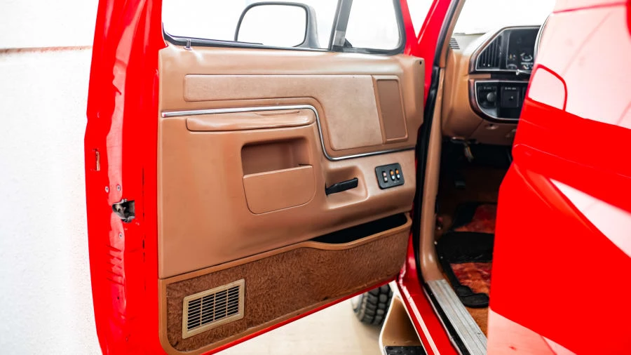 1988 Ford Bronco 4th Gen - Image 11 of 15