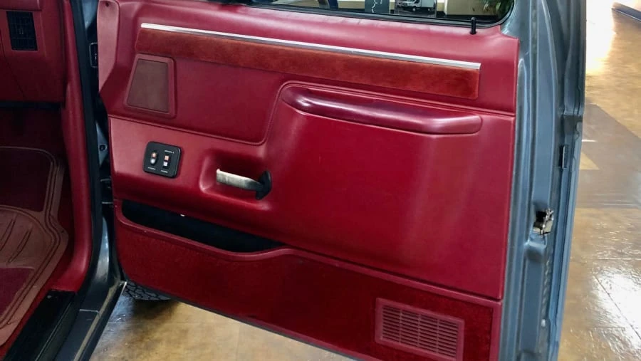1988 Ford Bronco 4th Gen - Image 6 of 11
