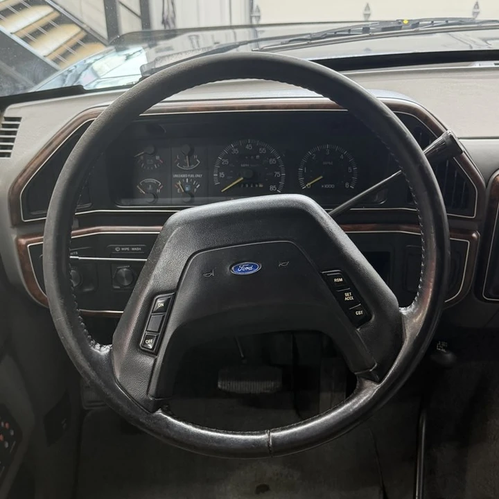 1988 Ford Bronco 4th Gen - Image 9 of 21