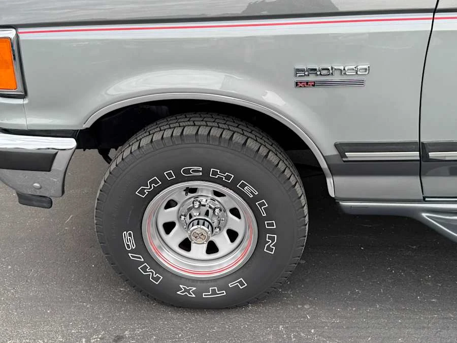 1988 Ford Bronco 4th Gen - Image 4 of 13