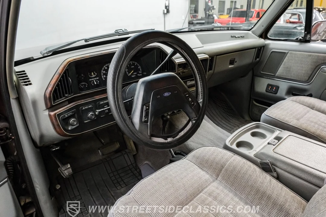 1988 Ford Bronco 4th Gen - Image 4 of 12