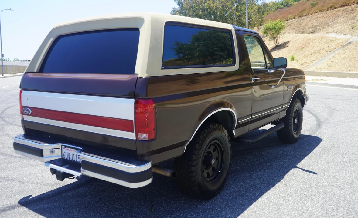 1988 Ford Bronco 4th Gen - Image 13 of 31