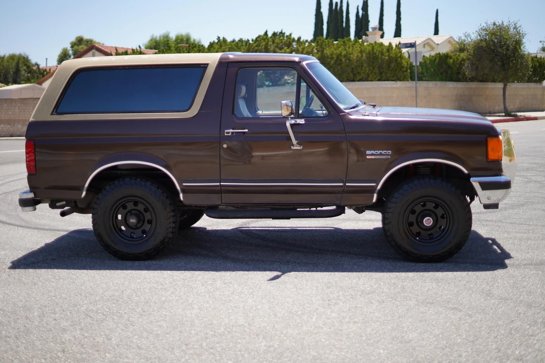 1988 Ford Bronco 4th Gen - Image 14 of 31