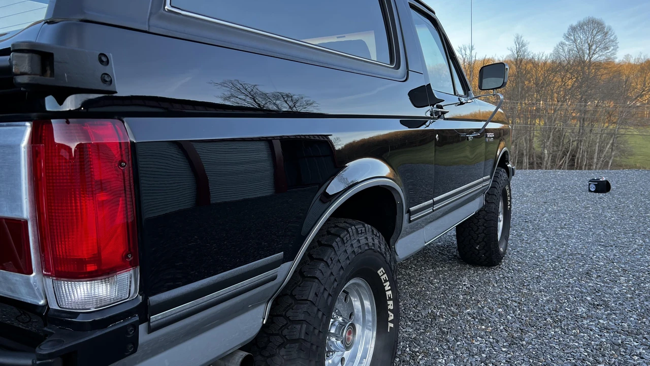 1988 Ford Bronco 4th Gen - Image 30 of 31