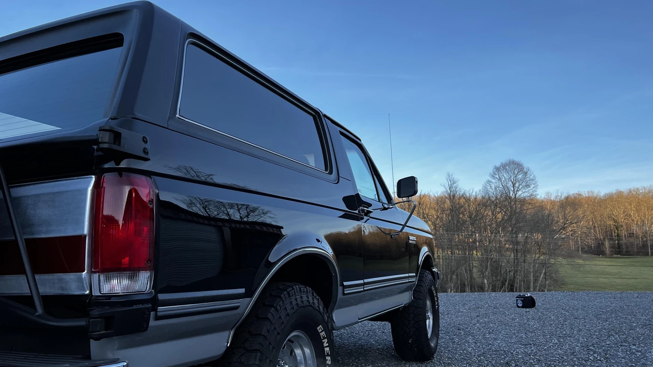 1988 Ford Bronco 4th Gen - Image 28 of 31