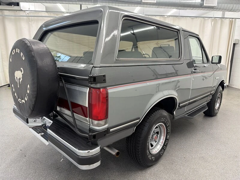 1988 Ford Bronco 4th Gen - Image 5 of 20