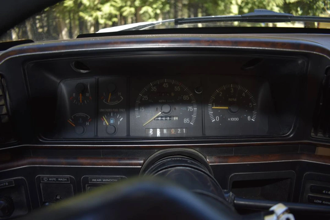 1988 Ford Bronco 4th Gen - Image 8 of 13