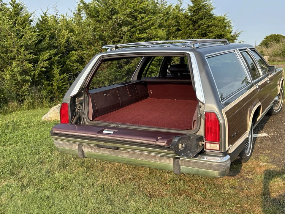 1988 Ford Country Squire - Image 5 of 10