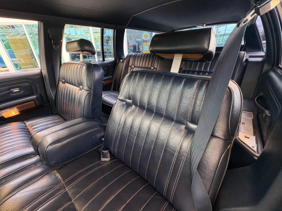 1988 Ford Crown Victoria - Image 26 of 31