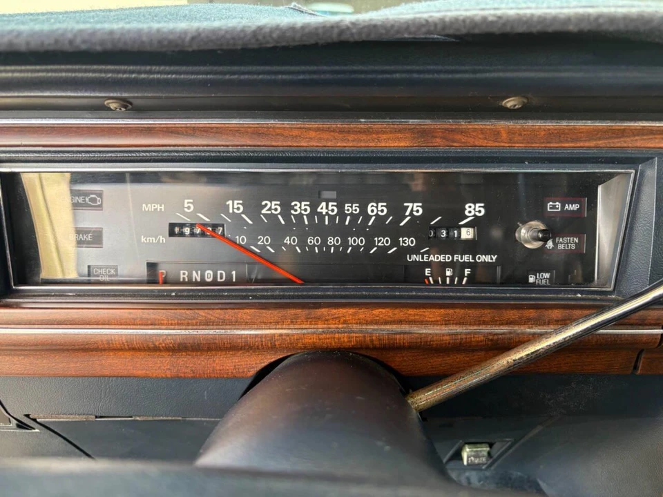 1988 Ford Crown Victoria - Image 29 of 31