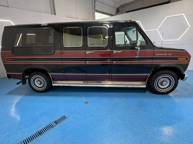 1988 Ford Econoline Van - Image 2 of 31