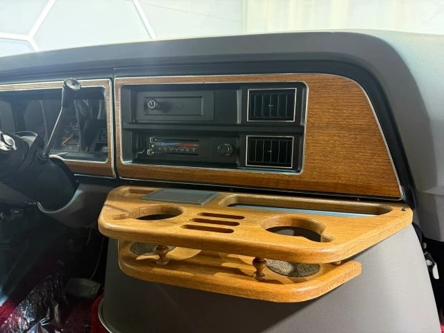 1988 Ford Econoline Van - Image 24 of 31