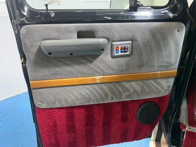 1988 Ford Econoline Van - Image 21 of 31